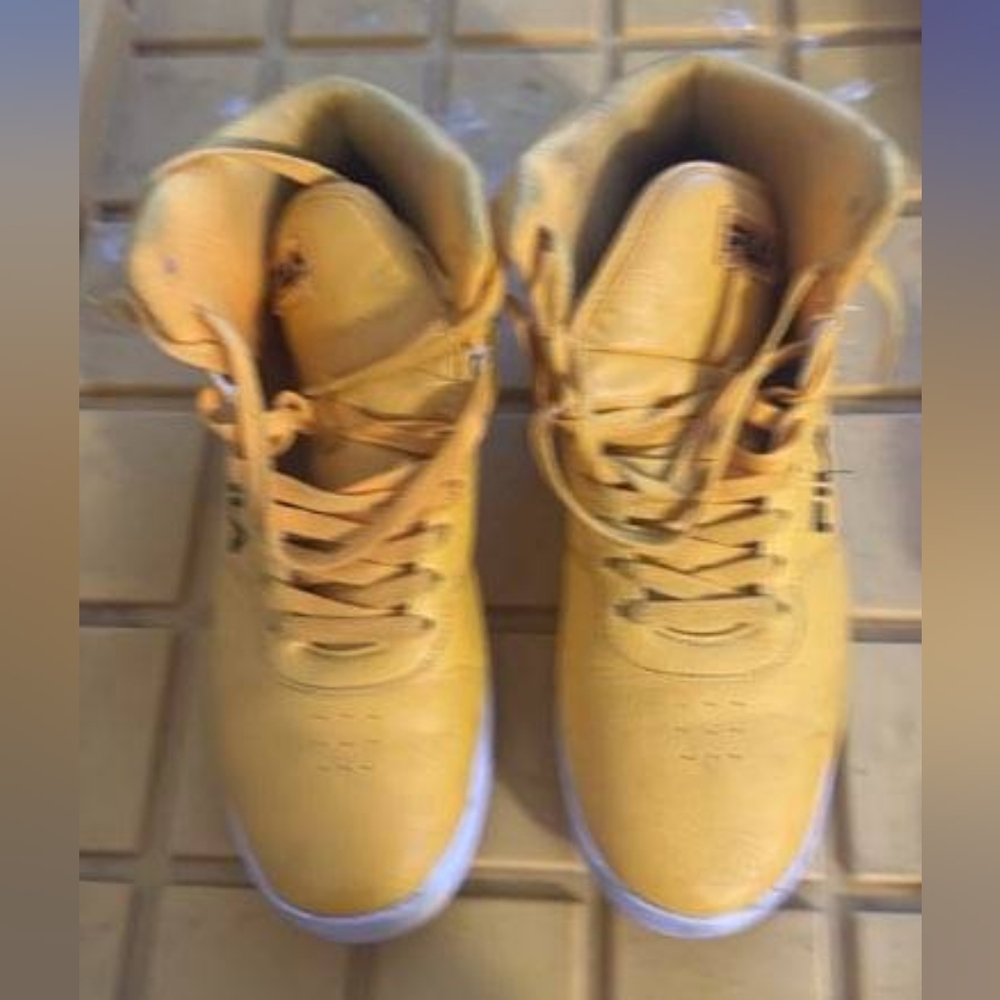 Filas size 10